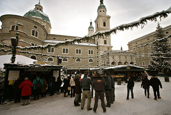 The Christmas Market at the Salzburger Dom (Cathedral)