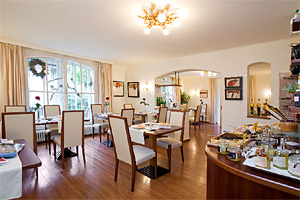 Our breakfast room for a good start into the day.